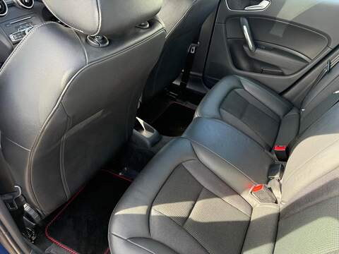 Audi A1 1.4 TFSI S line Sportback 5dr Petrol Manual Euro 6 (s/s) (125 ps) - U80160