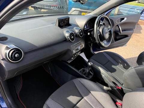 Audi A1 1.4 TFSI S line Sportback 5dr Petrol Manual Euro 6 (s/s) (125 ps) - U80160