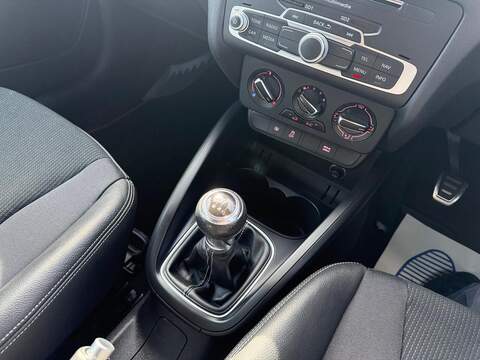 Audi A1 1.4 TFSI S line Sportback 5dr Petrol Manual Euro 6 (s/s) (125 ps) - U80160