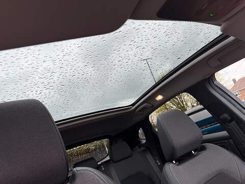 Nissan Qashqai 1.3 DIG-T MHEV N-Connecta Euro 6 (s/s) 5dr - U80161