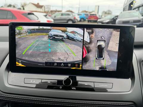 Nissan Qashqai 1.3 DIG-T MHEV N-Connecta Euro 6 (s/s) 5dr - U80161