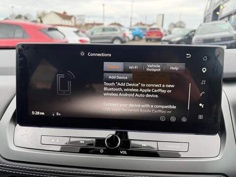 Nissan Qashqai 1.3 DIG-T MHEV N-Connecta Euro 6 (s/s) 5dr - U80161