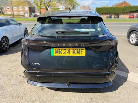 Nissan ARIYA 63kWh Engage Auto 5dr 7.4kW Charger - U80162
