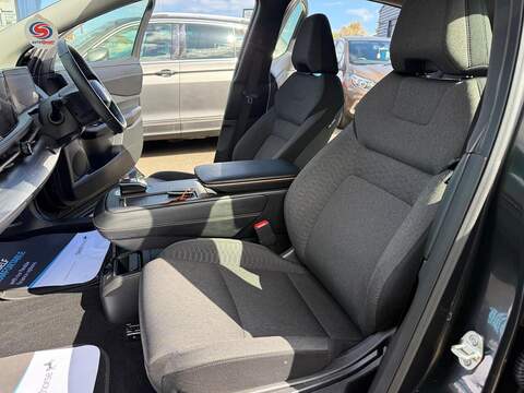 Nissan ARIYA 63kWh Engage Auto 5dr 7.4kW Charger - U80162