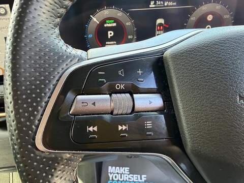 Nissan ARIYA 63kWh Engage Auto 5dr 7.4kW Charger - U80162