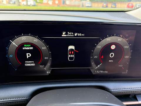 Nissan ARIYA 63kWh Engage Auto 5dr 7.4kW Charger - U80162