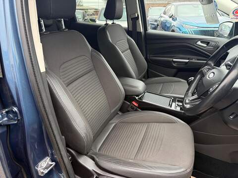 Ford Kuga 2.0 TDCi EcoBlue Titanium Edition SUV 5dr Diesel Manual AWD Euro 6 (s/s) (180 ps) - U80164