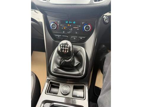 Ford Kuga 2.0 TDCi EcoBlue Titanium Edition SUV 5dr Diesel Manual AWD Euro 6 (s/s) (180 ps) - U80164