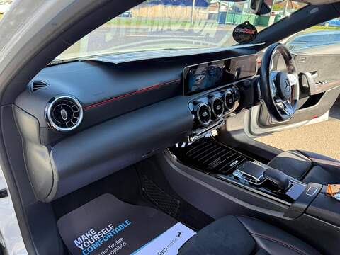 Mercedes-Benz A Class A180 AMG Line Hatchback 1.3 Automatic Petrol Hatchback 1.3 Automatic Petrol - U80170