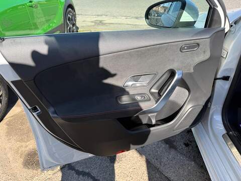 Mercedes-Benz A Class A180 AMG Line Hatchback 1.3 Automatic Petrol Hatchback 1.3 Automatic Petrol - U80170