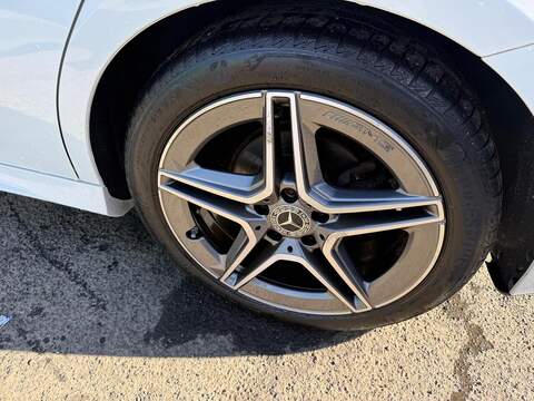 Mercedes-Benz A Class A180 AMG Line Hatchback 1.3 Automatic Petrol Hatchback 1.3 Automatic Petrol - U80170