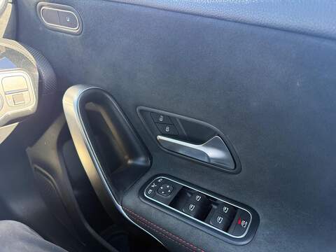 Mercedes-Benz A Class A180 AMG Line Hatchback 1.3 Automatic Petrol Hatchback 1.3 Automatic Petrol - U80170