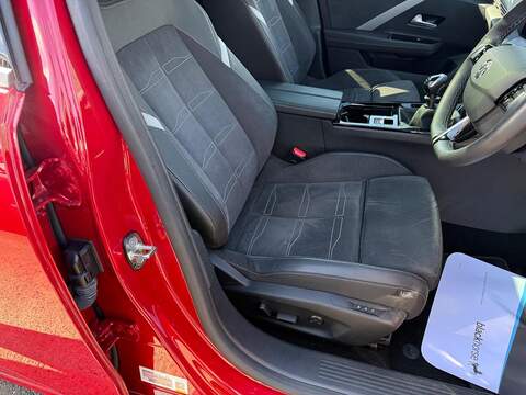 Vauxhall Astra 1.2 Turbo Ultimate Euro 6 (s/s) 5dr - U80174