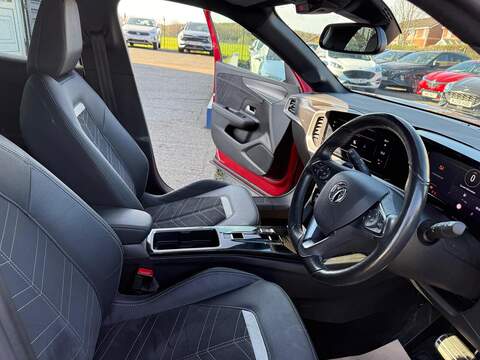 Vauxhall Mokka 1.2 Turbo Ultimate Auto Euro 6 (s/s) 5dr - U80175