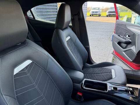 Vauxhall Mokka 1.2 Turbo Ultimate Auto Euro 6 (s/s) 5dr - U80175