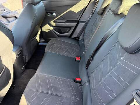 Vauxhall Mokka 1.2 Turbo Ultimate Auto Euro 6 (s/s) 5dr - U80175