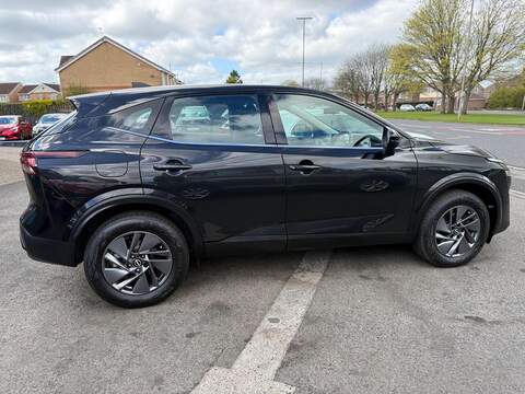 Nissan Qashqai 1.3 DIG-T MHEV Acenta Premium Euro 6 (s/s) 5dr - U80177