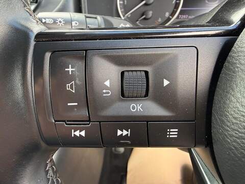 Nissan Qashqai 1.3 DIG-T MHEV Acenta Premium Euro 6 (s/s) 5dr - U80177