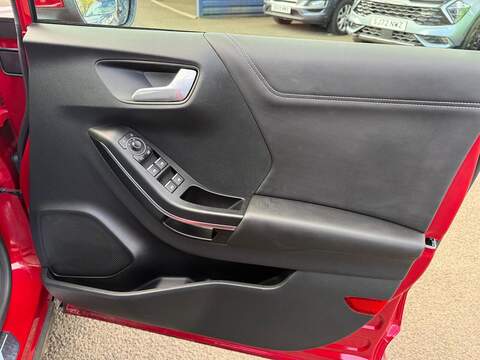 Ford Puma 1.0T EcoBoost MHEV ST-Line Vignale Euro 6 (s/s) 5dr - U80178