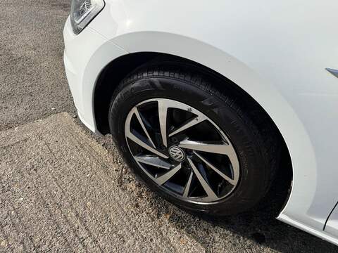 Volkswagen Golf 1.5 TSI EVO Match Edition Hatchback 5dr Petrol Manual Euro 6 (s/s) (130 ps) - U80179