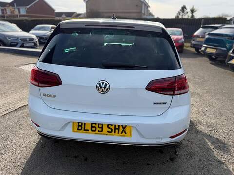 Volkswagen Golf 1.5 TSI EVO Match Edition Hatchback 5dr Petrol Manual Euro 6 (s/s) (130 ps) - U80179