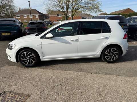 Volkswagen Golf 1.5 TSI EVO Match Edition Hatchback 5dr Petrol Manual Euro 6 (s/s) (130 ps) - U80179