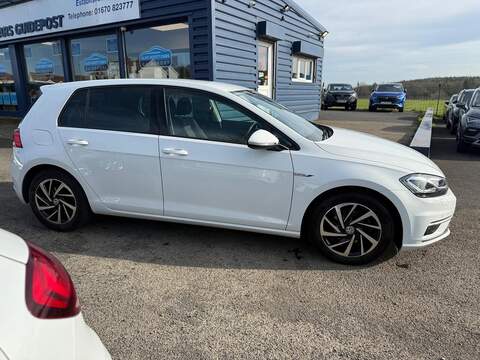 Volkswagen Golf 1.5 TSI EVO Match Edition Hatchback 5dr Petrol Manual Euro 6 (s/s) (130 ps) - U80179
