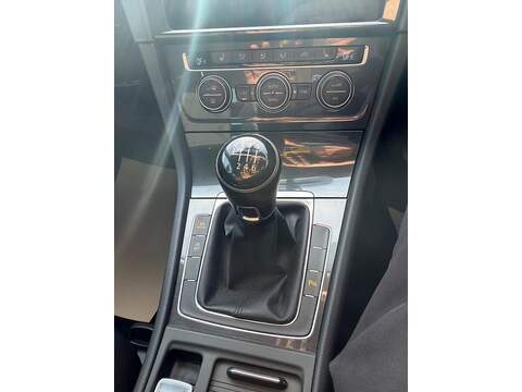 Volkswagen Golf 1.5 TSI EVO Match Edition Hatchback 5dr Petrol Manual Euro 6 (s/s) (130 ps) - U80179