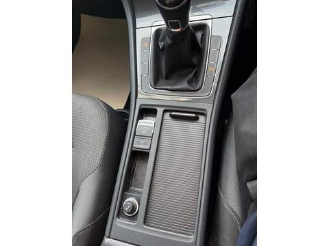 Volkswagen Golf 1.5 TSI EVO Match Edition Hatchback 5dr Petrol Manual Euro 6 (s/s) (130 ps) - U80179