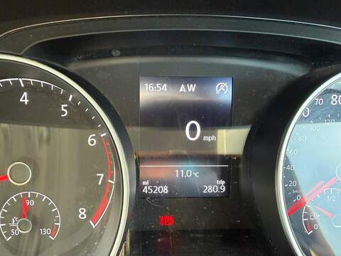 Volkswagen Golf 1.5 TSI EVO Match Edition Hatchback 5dr Petrol Manual Euro 6 (s/s) (130 ps) - U80179