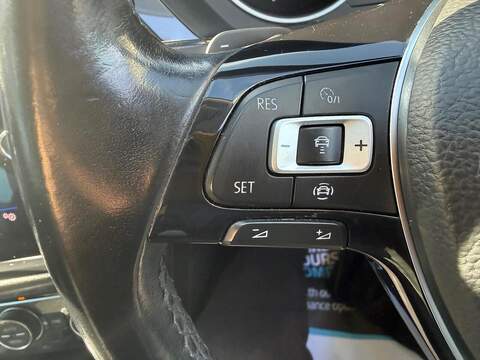 Volkswagen Tiguan TDI Match SUV 2.0 Automatic Diesel - U80181