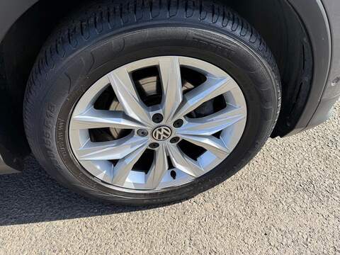 Volkswagen Tiguan TDI Match SUV 2.0 Automatic Diesel - U80181
