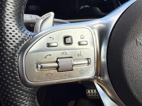 Mercedes-Benz A Class 2.0 A35 AMG (Executive) SpdS DCT 4MATIC Euro 6 (s/s) 5dr - U80182