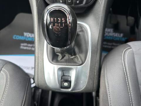 Vauxhall Meriva 1.4i Tech Line MPV 5dr Petrol Manual Euro 6 (100 ps) - U80184