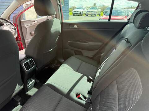 Kia Sportage 1.6 GDi 2 SUV 5dr Petrol Manual Euro 6 (s/s) (130 bhp) - U80188