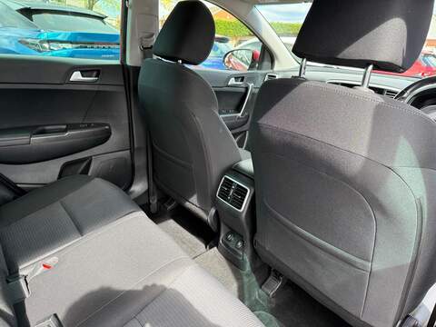 Kia Sportage 1.6 GDi 2 SUV 5dr Petrol Manual Euro 6 (s/s) (130 bhp) - U80188