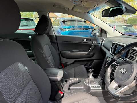 Kia Sportage 1.6 GDi 2 SUV 5dr Petrol Manual Euro 6 (s/s) (130 bhp) - U80188