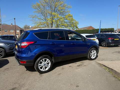 Ford Kuga 1.5 TDCi Titanium SUV 5dr Diesel Manual Euro 6 (s/s) (120 ps) - U80190
