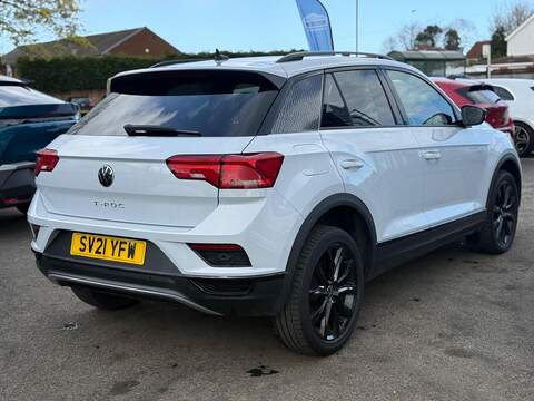 Volkswagen T-Roc 1.5 TSI EVO Black Edition SUV 5dr Petrol Manual Euro 6 (s/s) (150 ps) - U80191