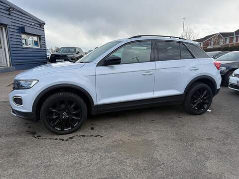 Volkswagen T-Roc 1.5 TSI EVO Black Edition SUV 5dr Petrol Manual Euro 6 (s/s) (150 ps) - U80191