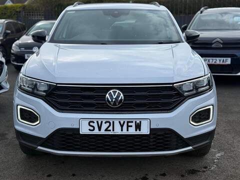 Volkswagen T-Roc 1.5 TSI EVO Black Edition SUV 5dr Petrol Manual Euro 6 (s/s) (150 ps) - U80191