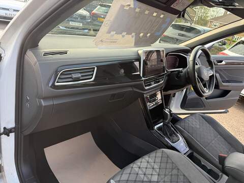 Volkswagen T-Roc 1.5 TSI R-Line DSG Euro 6 (s/s) 5dr - U80194