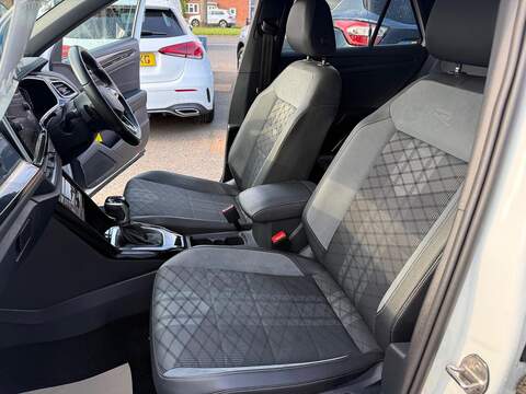 Volkswagen T-Roc 1.5 TSI R-Line DSG Euro 6 (s/s) 5dr - U80194