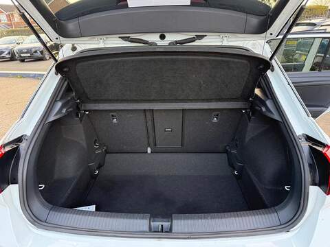 Volkswagen T-Roc 1.5 TSI R-Line DSG Euro 6 (s/s) 5dr - U80194