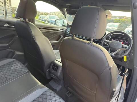Volkswagen T-Roc 1.5 TSI R-Line DSG Euro 6 (s/s) 5dr - U80194
