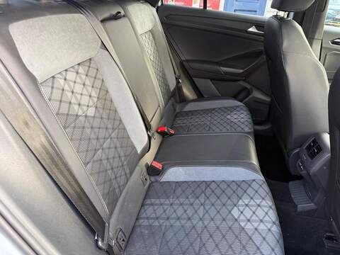 Volkswagen T-Roc 1.5 TSI R-Line DSG Euro 6 (s/s) 5dr - U80194