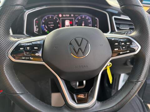 Volkswagen T-Roc 1.5 TSI R-Line DSG Euro 6 (s/s) 5dr - U80194