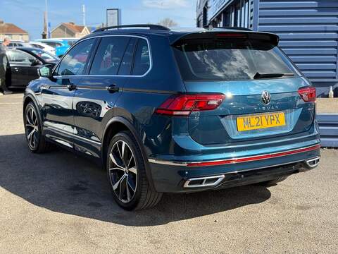 Volkswagen Tiguan 2.0 TDI R-Line DSG 4Motion Euro 6 (s/s) 5dr - U80195