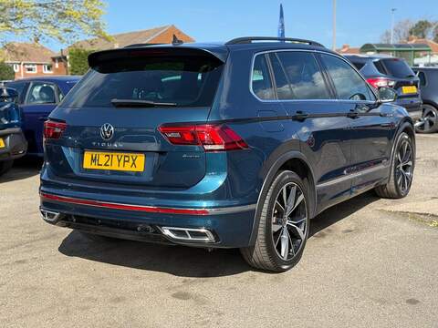 Volkswagen Tiguan 2.0 TDI R-Line DSG 4Motion Euro 6 (s/s) 5dr - U80195