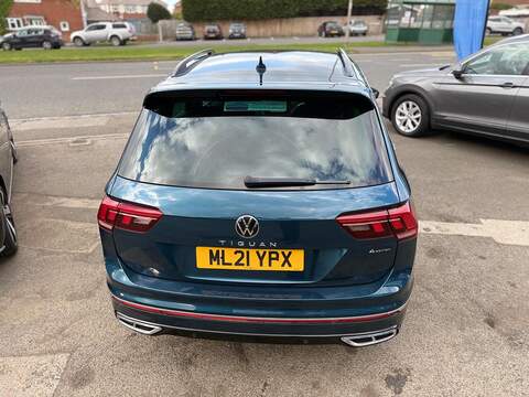 Volkswagen Tiguan 2.0 TDI R-Line DSG 4Motion Euro 6 (s/s) 5dr - U80195